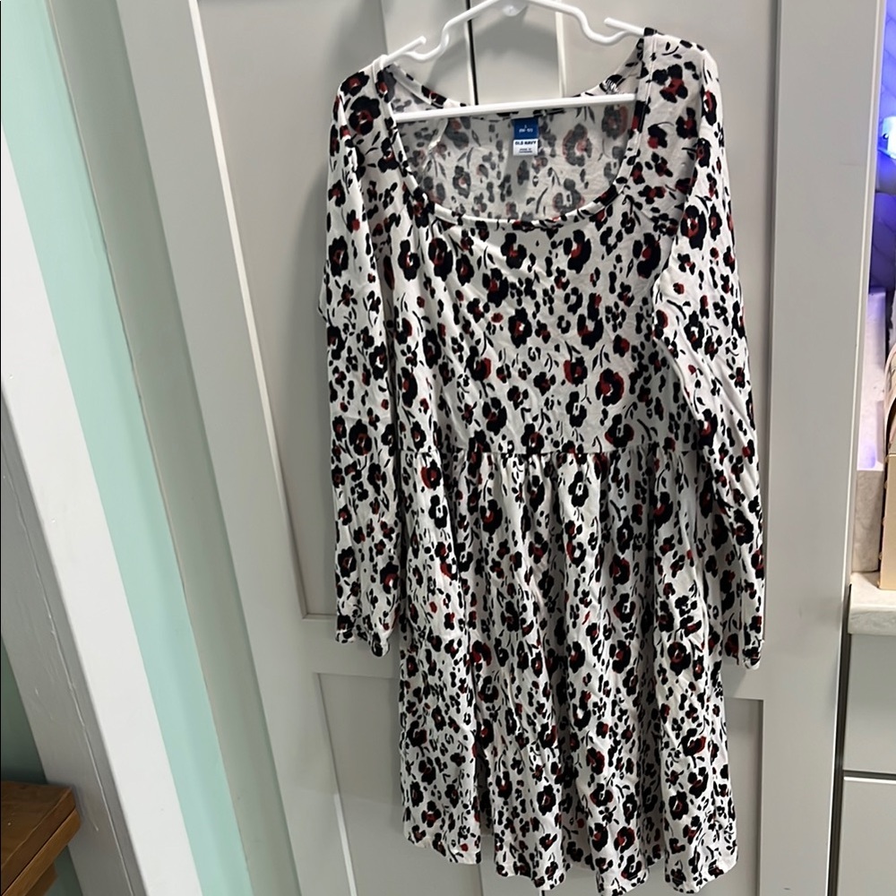 Girls old navy Leopard Print Long Sleeve Dress